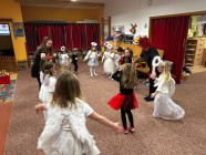 Andělský a čertovský rej