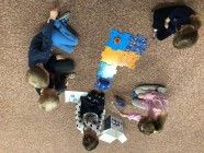 práce předškoláků s interaktivní hračkou Botley